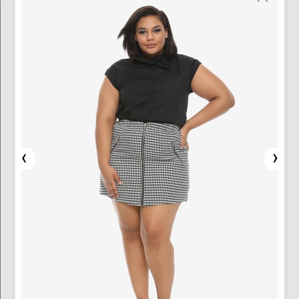 Hot Topic houndstooth zipper skirt Plus size